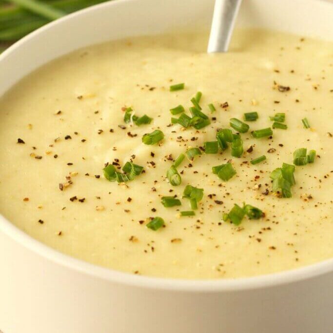 Vegan-Potato-Leek-Soup-13A-683×1024